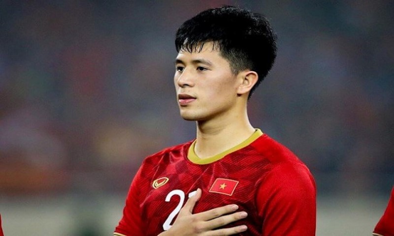 Trần Đình Trọng lọt vào top các cầu thủ đẹp trai nhất việt nam
